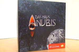 Das Haus Anubis - Spielkarton Vorderseite