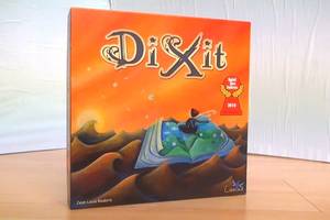 DiXit Spielkarton Vorderseite